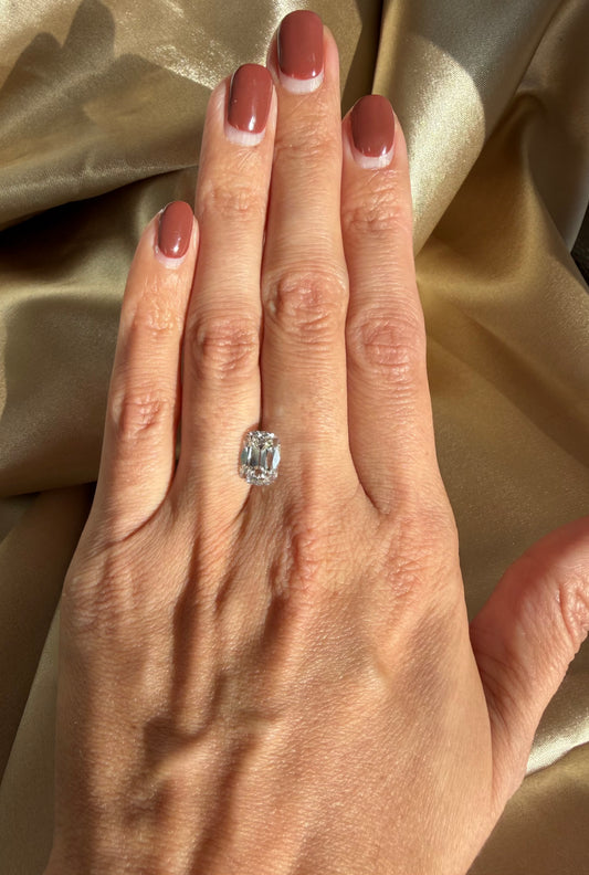 Vintage Romance | 3.03 CT Old Mine Cut-Inspired Lab-Grown Diamond – F VS1