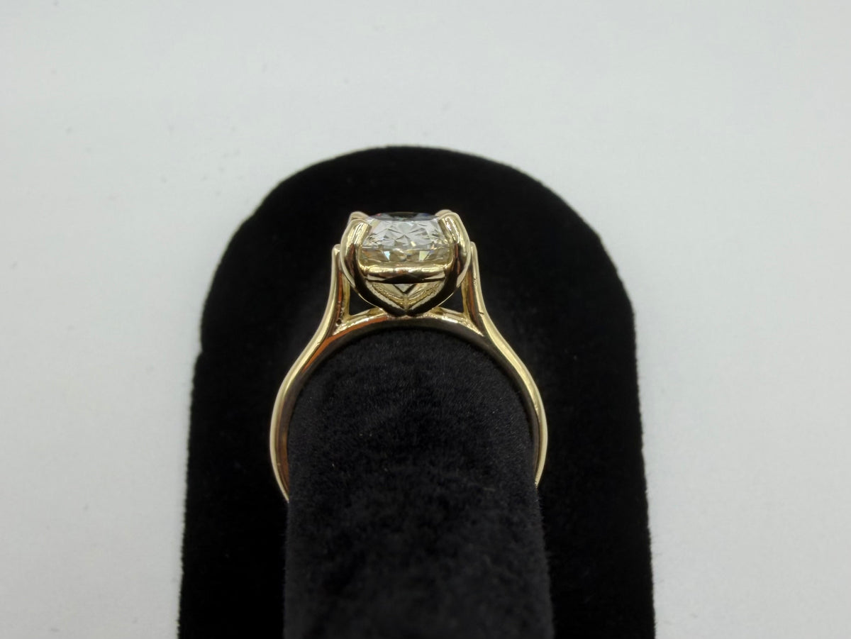 The Aurelia | 3.29 CT Oval Lab-Grown Diamond Ring in 14K Yellow Gold