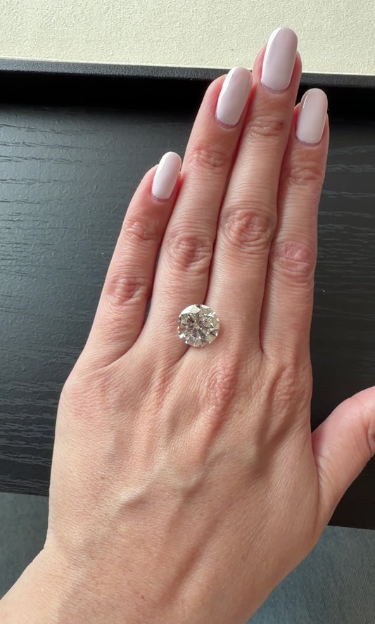 7.04 Carat Round Brilliant Lab Grown Diamond | E VS1 |  Ideal Cut | IGI Certified